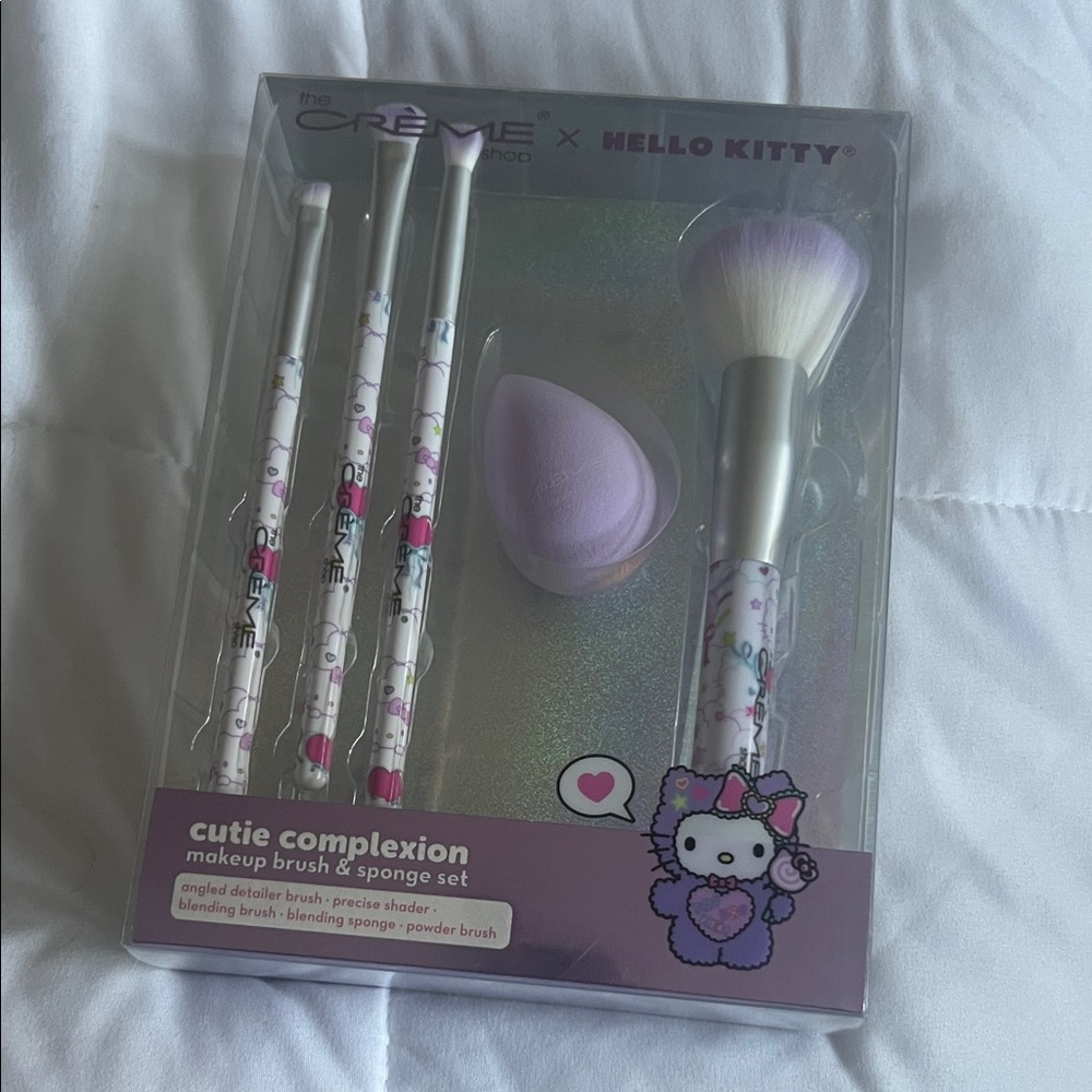 Hello Kitty Makeup Brush & Sponge Set - Pink and Purple